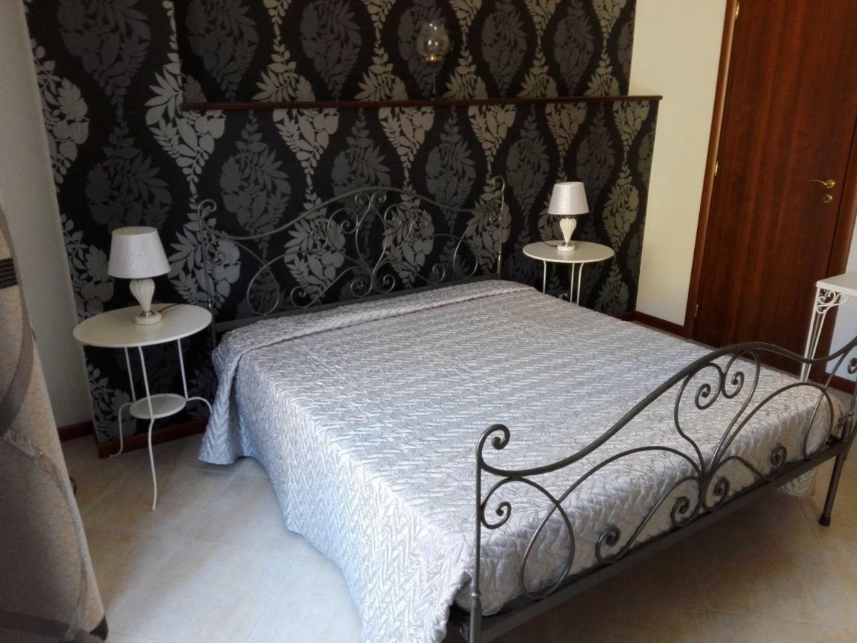 B&B Dante Barrafranca Buitenkant foto