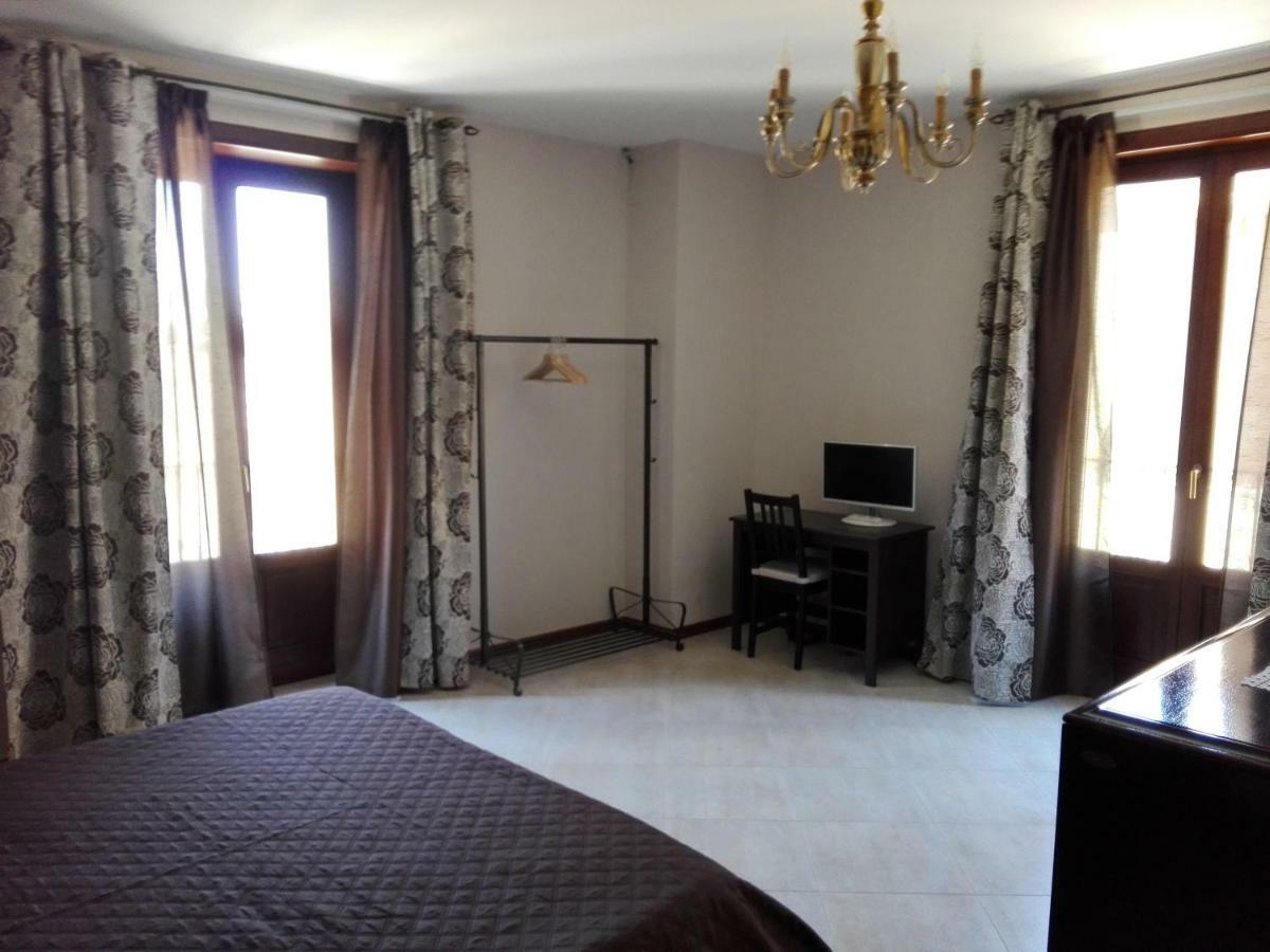 B&B Dante Barrafranca Buitenkant foto