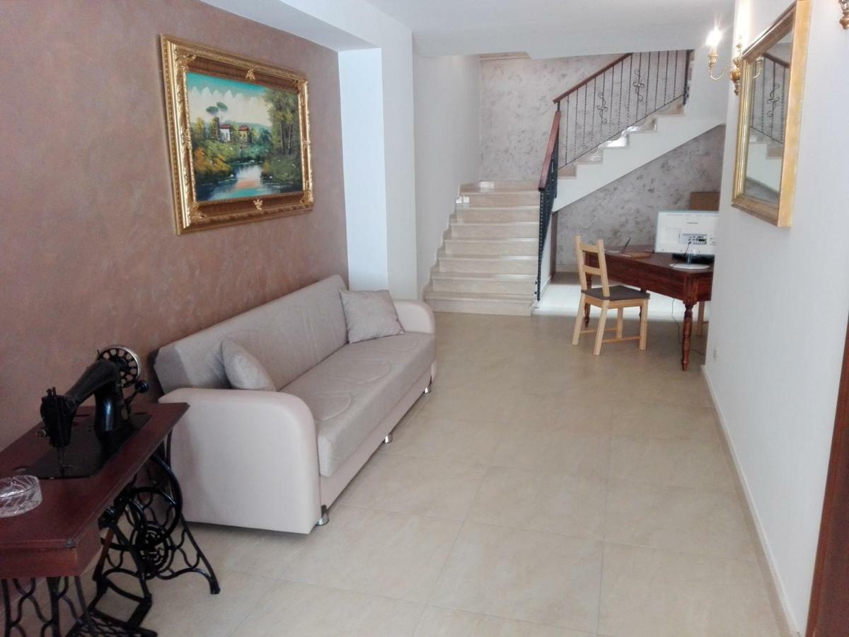 B&B Dante Barrafranca Buitenkant foto